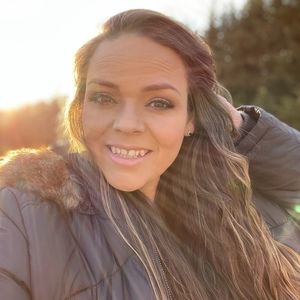 Meet your Posher, Melanie